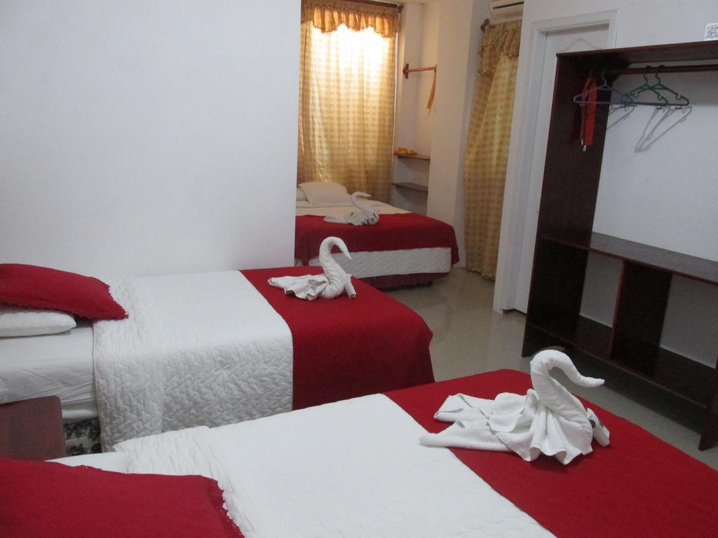 Hostal La Gran Tortuga Puerto Villamil Eksteriør bilde