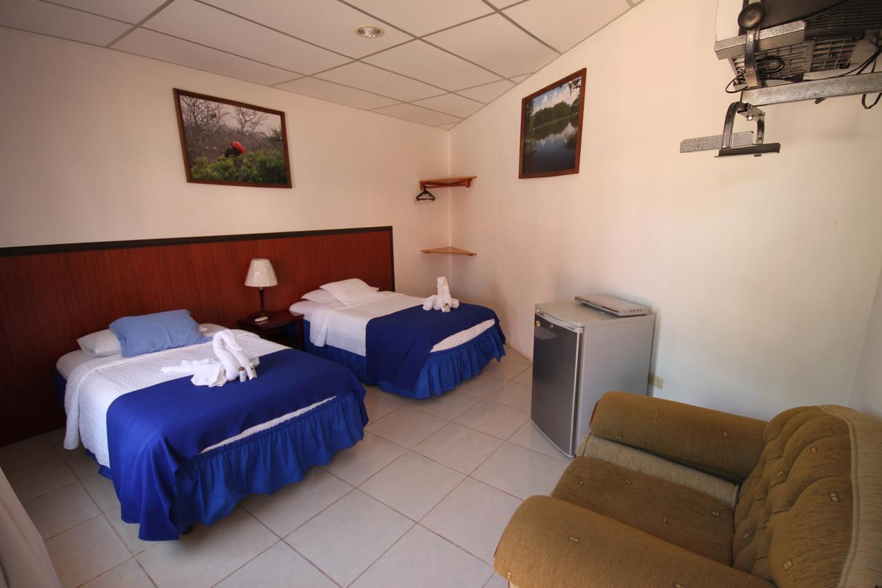 Hostal La Gran Tortuga Puerto Villamil Eksteriør bilde